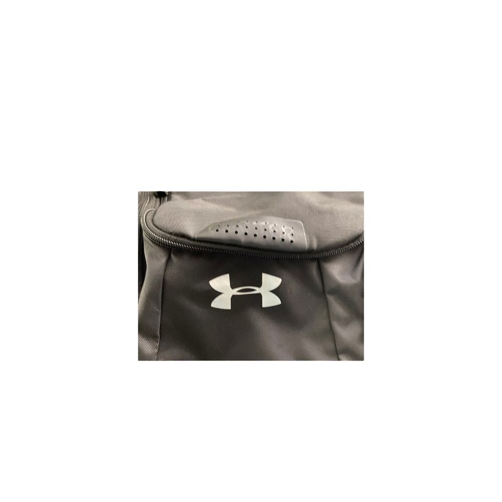 Under armor backpack - Picture 3 of 6
